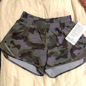 NWT Camo Lululemon Hotty Hot shorts 4inch